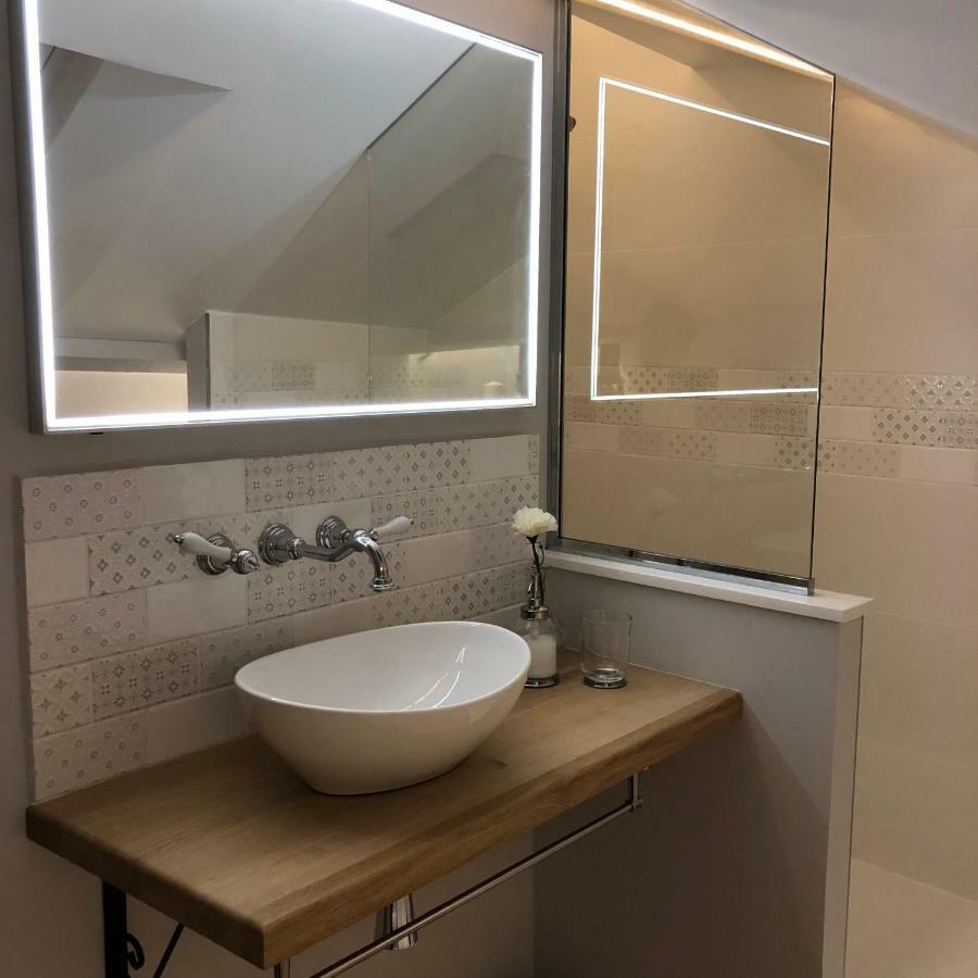 Lucarne Enchantee أونفلور المظهر الخارجي الصورة